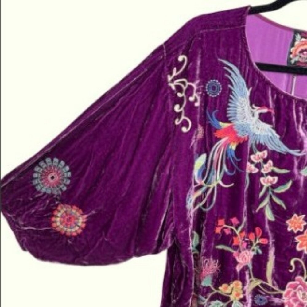 Johnny Was Nikkola Purple Velvet Boatneck Embroidered Blouse Size S - Picture 2 of 9